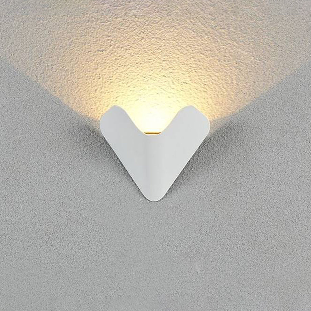 Elisa LED Outdoor Wall Lamp Matte Finish Triangular Design - White