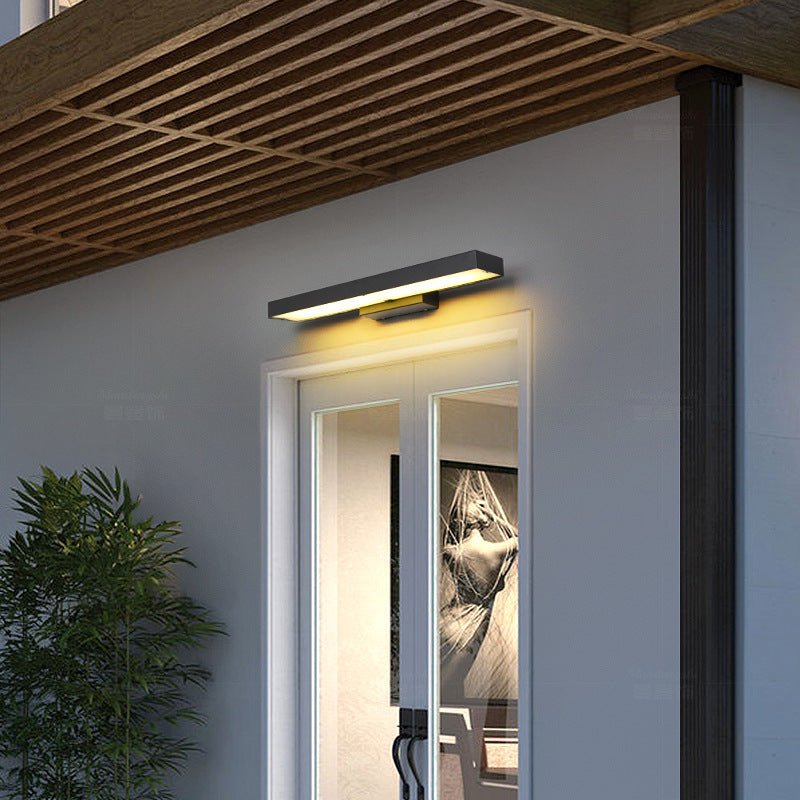Aurora Motion Sensor Outdoor Light Black Automatic Lighting - 50cm