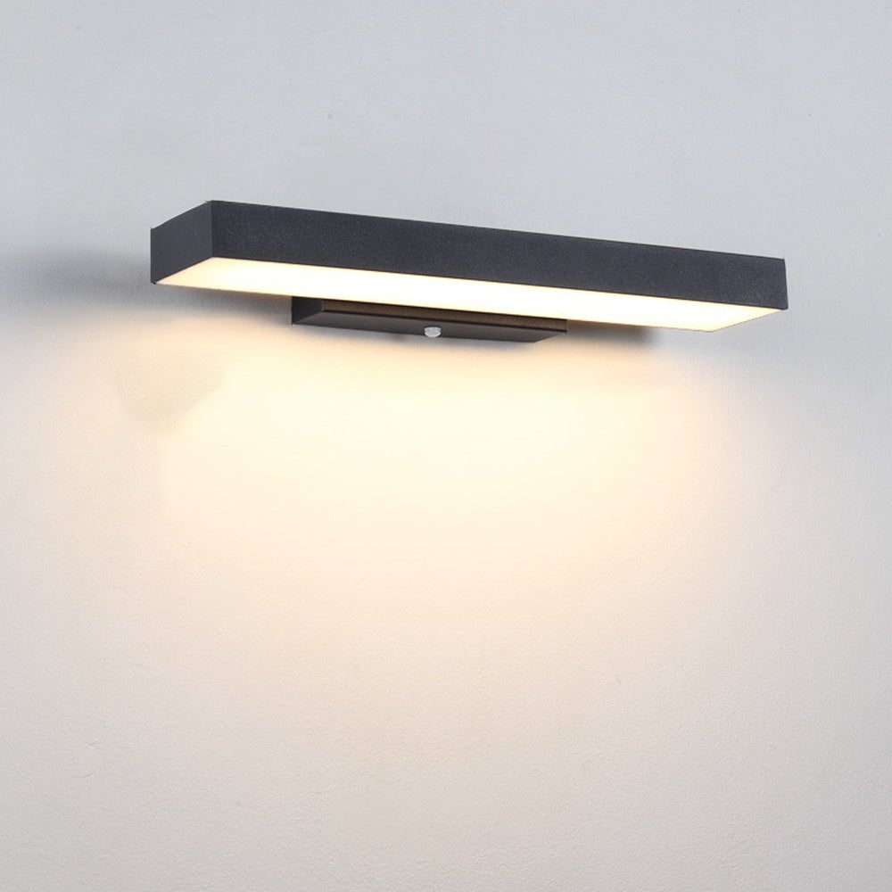 Aurora Motion Sensor Outdoor Light Black Automatic Lighting - 40cm