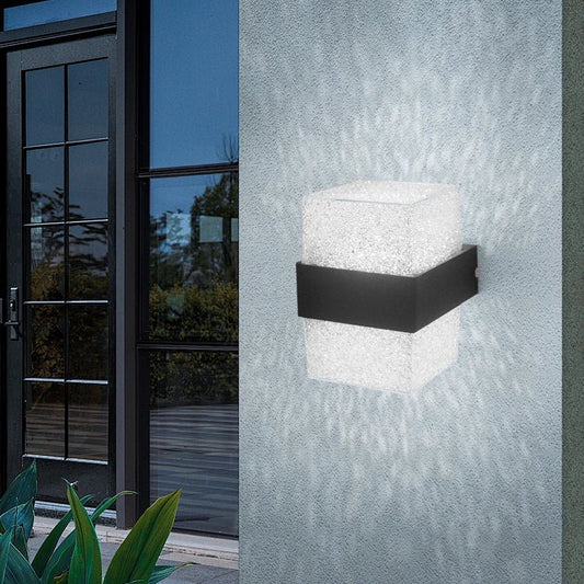 Éclat Outdoor Wall Light Natural Design Durable Construction - Square