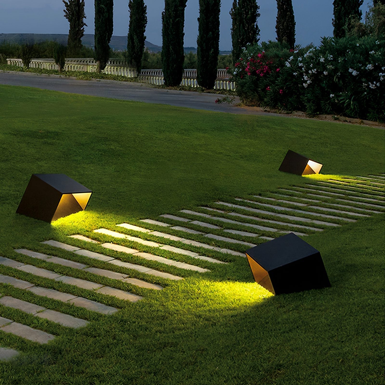 Livia LED Cube Garden Light Energy Efficient Weatherproof - 20cm