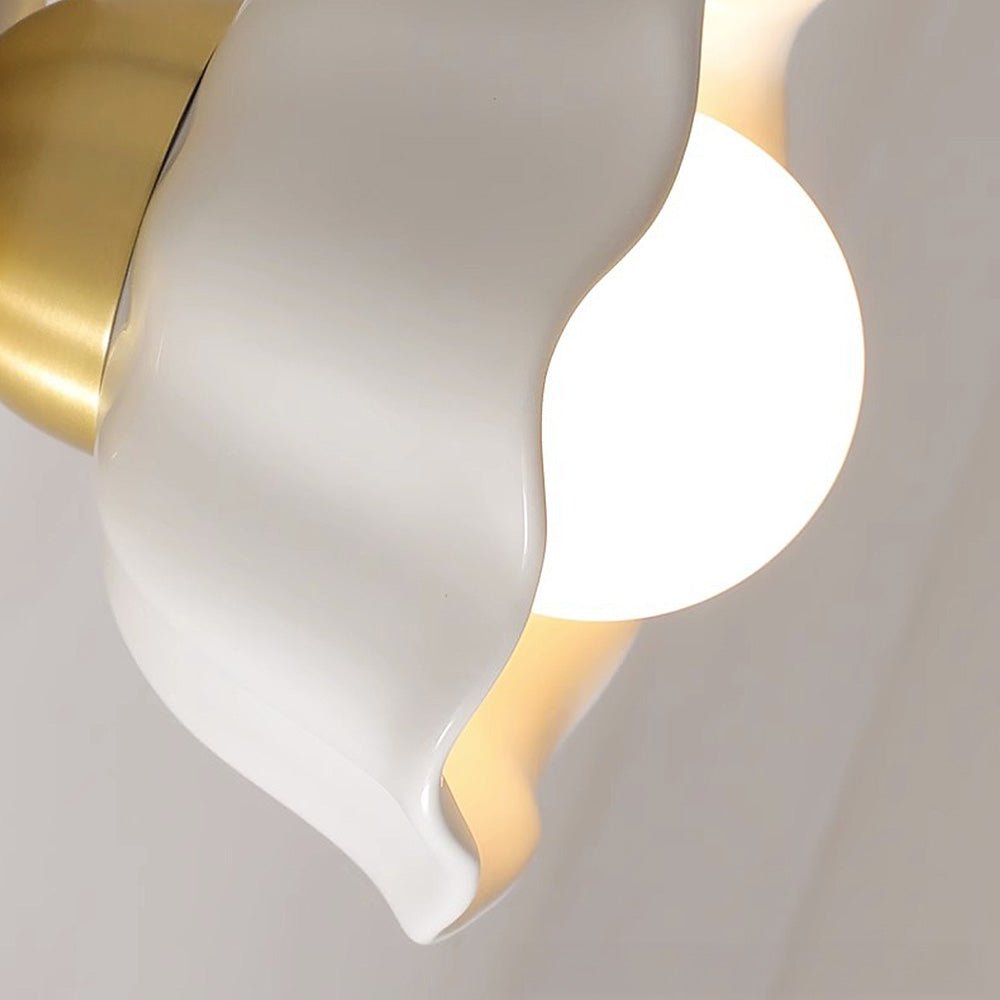 Ombre Wall Light Flower Shaped White Metal Frame Vintage - USHY - DJ1140W1GD01U - 