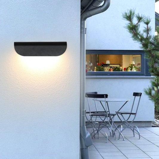 Vera LED Wall Lamp Waterproof Curved Structure Indoor - Black