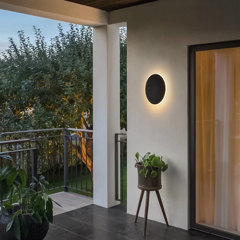 Alessa LED Outdoor Wall Light IP65 Waterproof Aluminum - Warm White